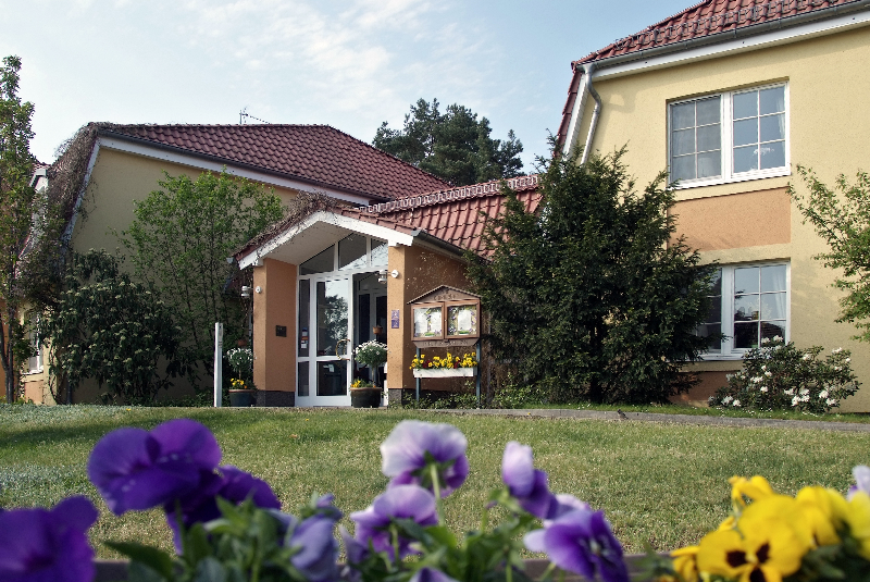 Hotel Aussenansicht Restaurant & Hotel "Zum Leineweber" oHG