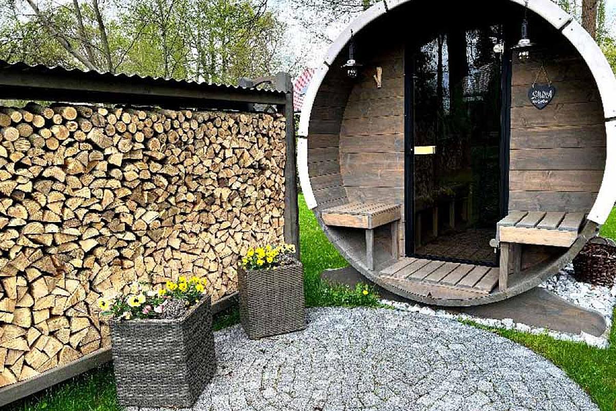 Ferienwohnungen Ast - Saunafass