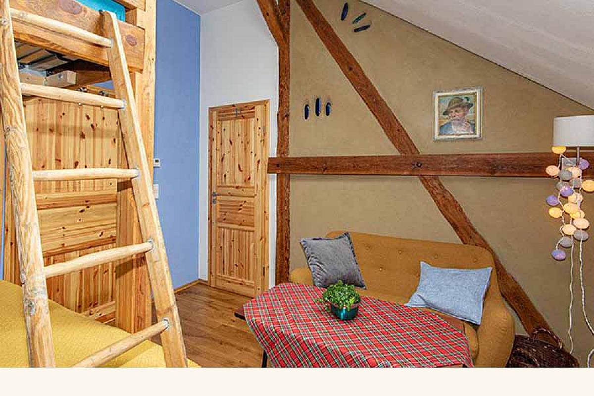 Scheunenherberge Schäfchenzählerei - scheunenherberge-zimmer-hochbett