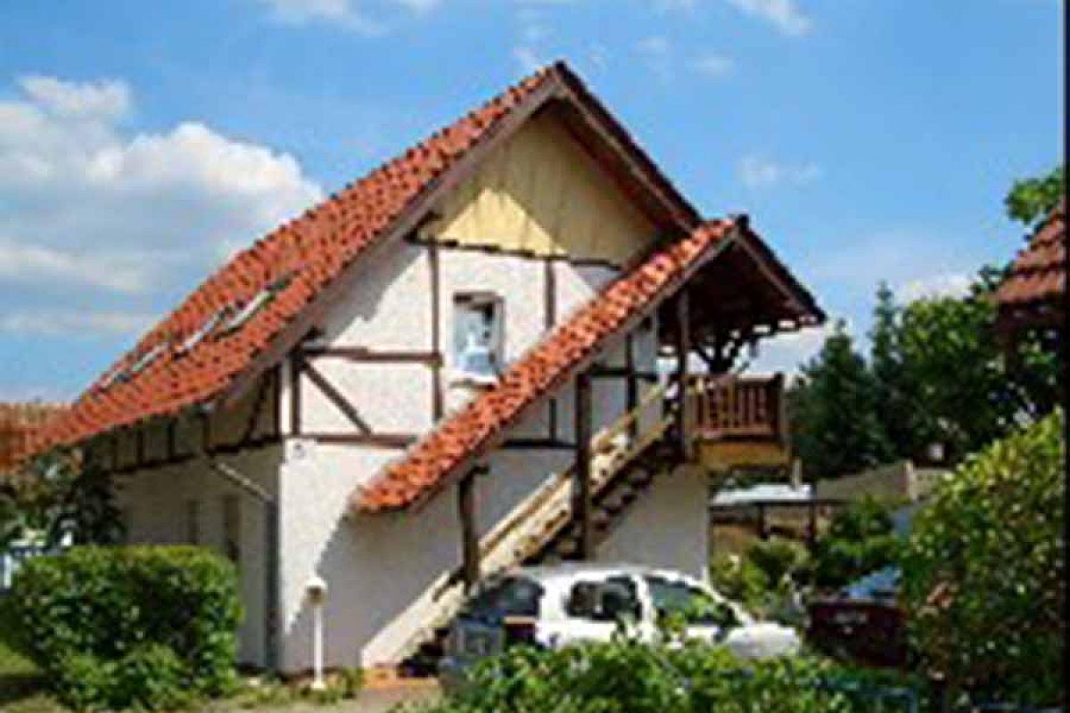 Holzpantoffelmacher & Pension - 1a
