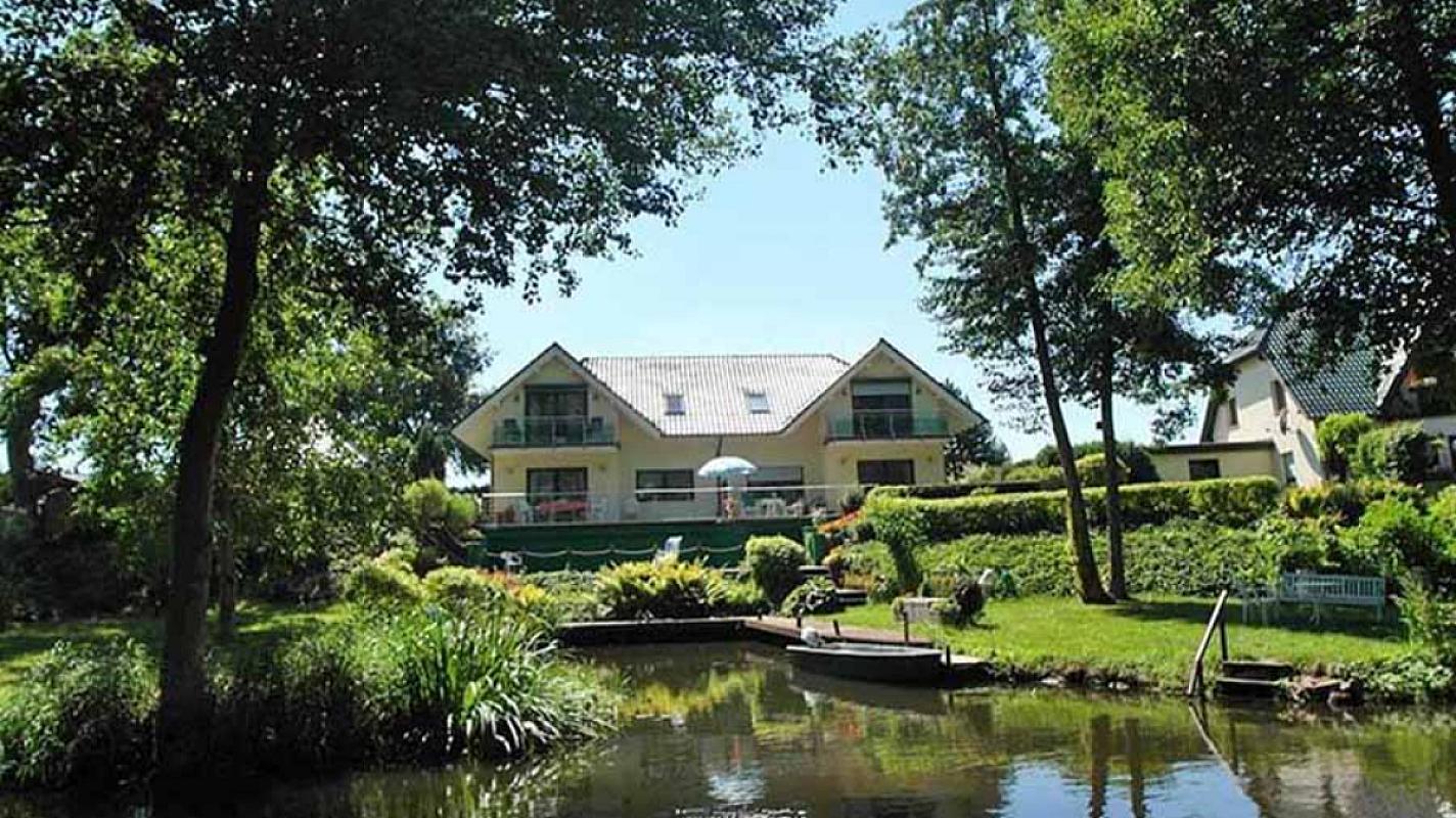 Ferienhaus am Wasser in Trebatsch