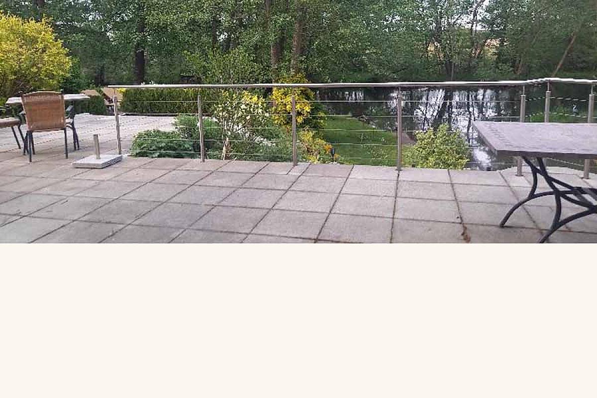 Ferienhaus am Wasser in Trebatsch - 20220516_182204