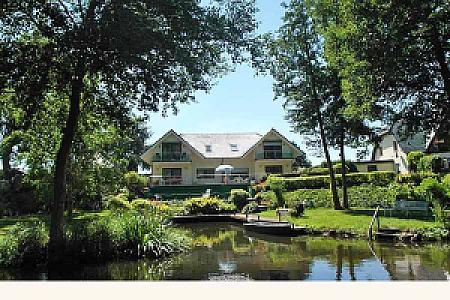 Bild Ferienhaus am Wasser in Trebatsch