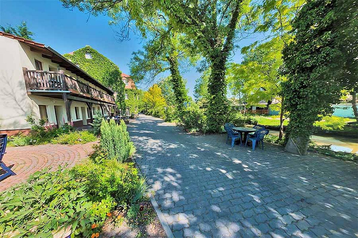 Pension "Am alten Bauernhafen" - aussenansicht