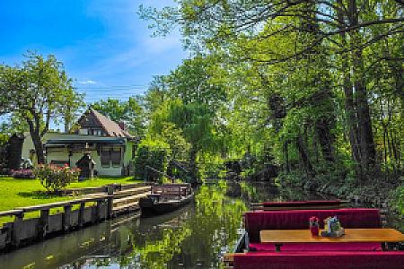 Kahnfahrt mit Grillbuffet in Burg (Spreewald)