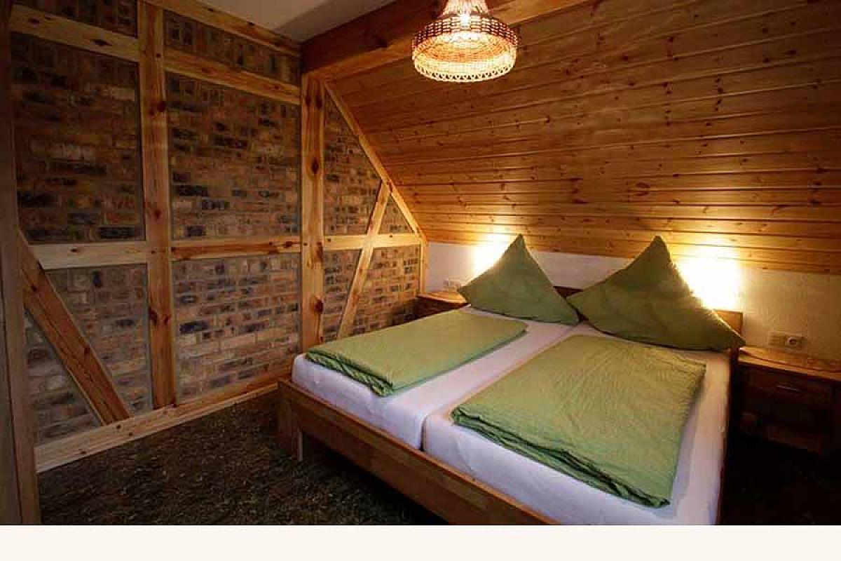Penkehof im Spreewald - penkehof-fewo-abendsonne-schlafzimmer
