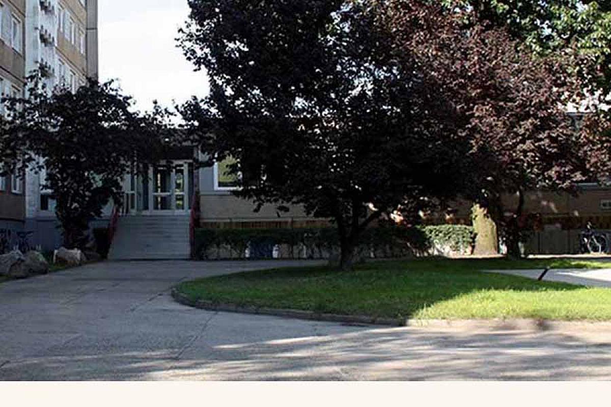 Gästehaus der HÜFA an der Uni - uni-cottbus-gaestehaus-eingang