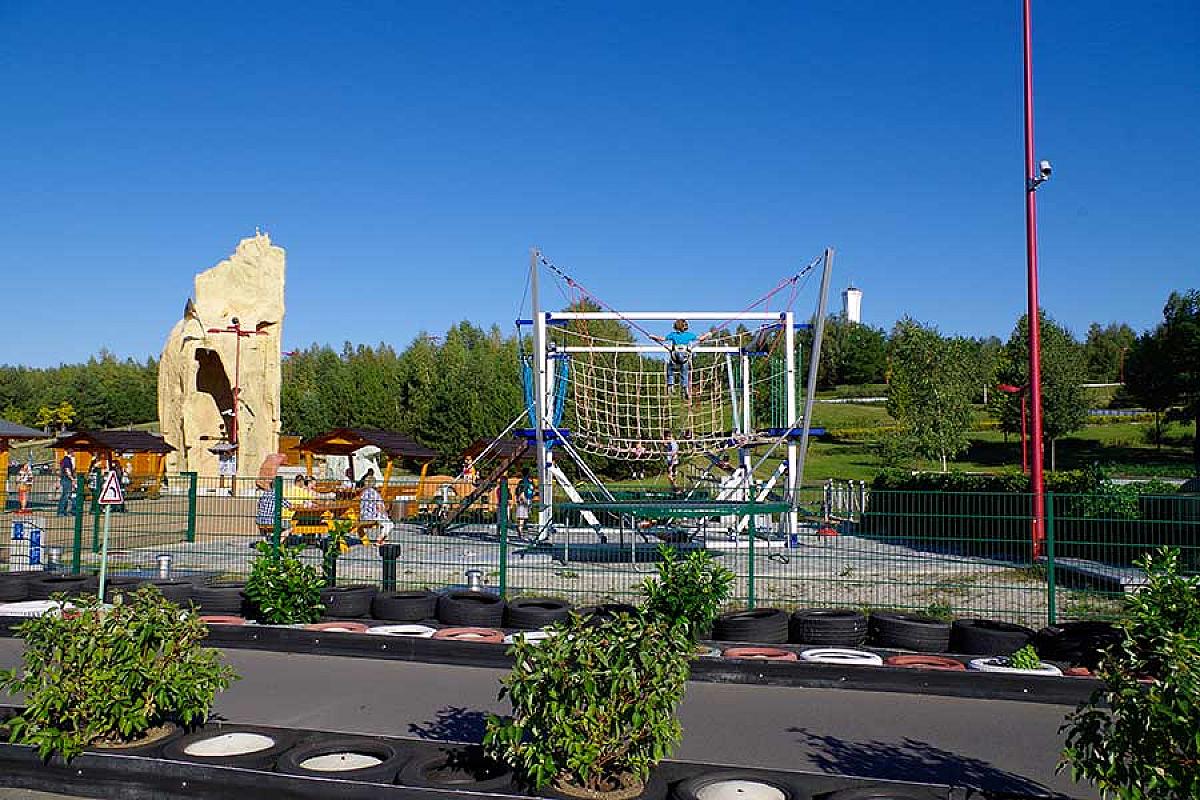 Erlebnispark Teichland - spielplatz-kletterfelsen-erlebnispark-teichland_aod_20130907_2232