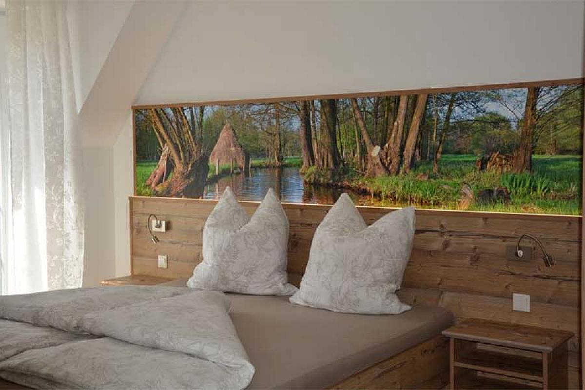 ferienwohnng-heuboden-schlafzimmer