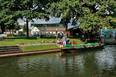 Bild Biergarten am Bootshaus Leineweber
