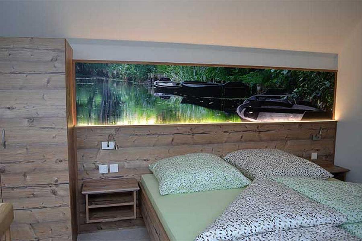 ferienwohnung-kahnschuppen-schlafzimmer