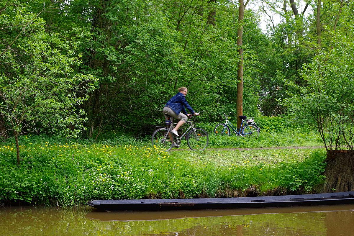 radfahrer-am-naturhafen_aod_20130511_1090