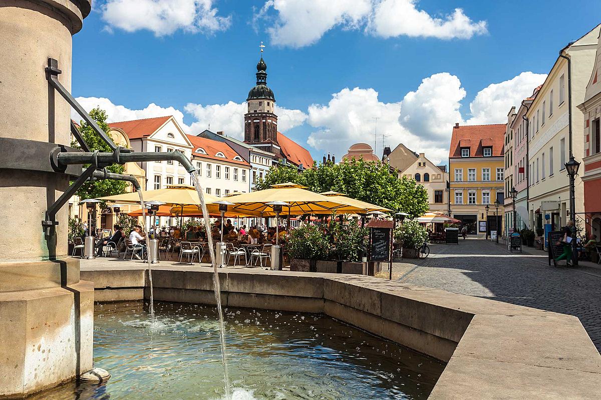 Schulrath-Spree-Touristik GmbH & Co.KG - iStock-174807283
