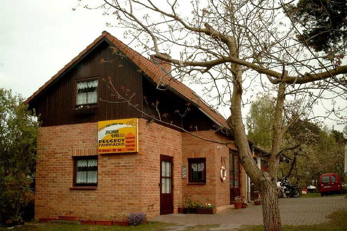 Ferienhaus und Fahrradhaus Schwarz - 1