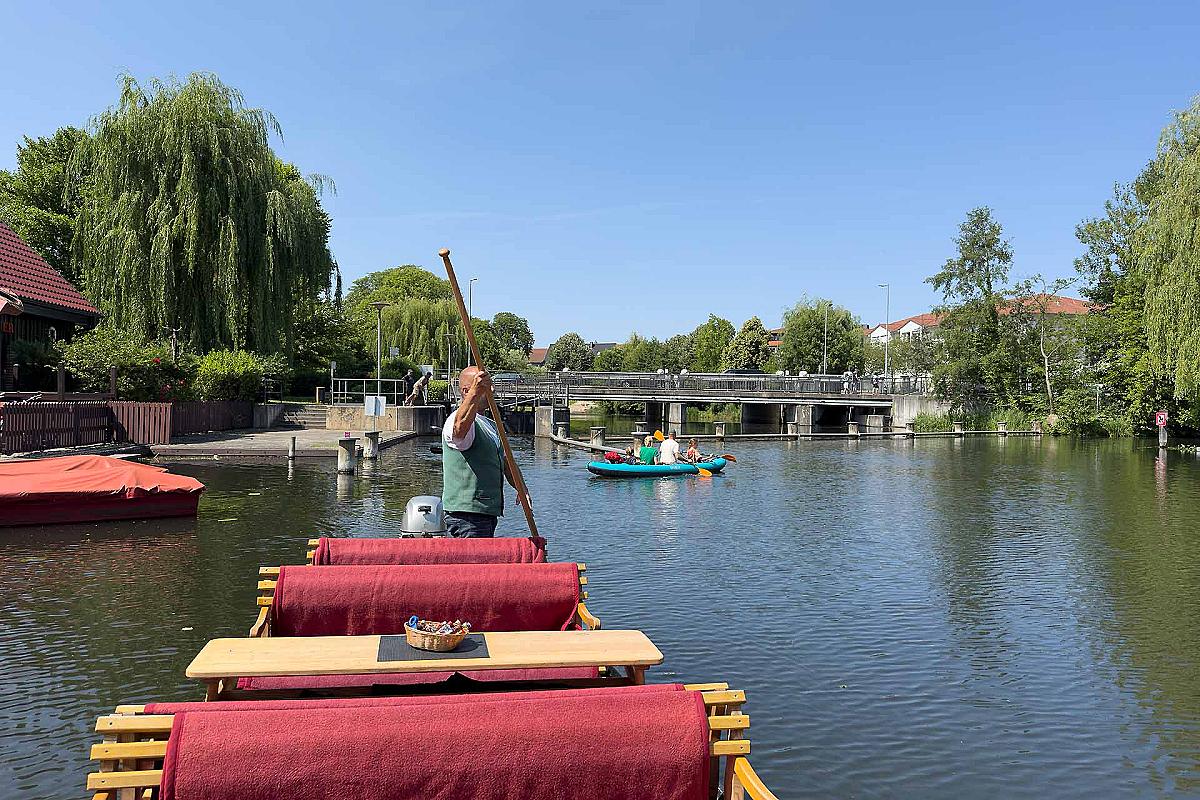 Foto: Spreewald-Info.de - Schleuse am Strandcafe in Lübben