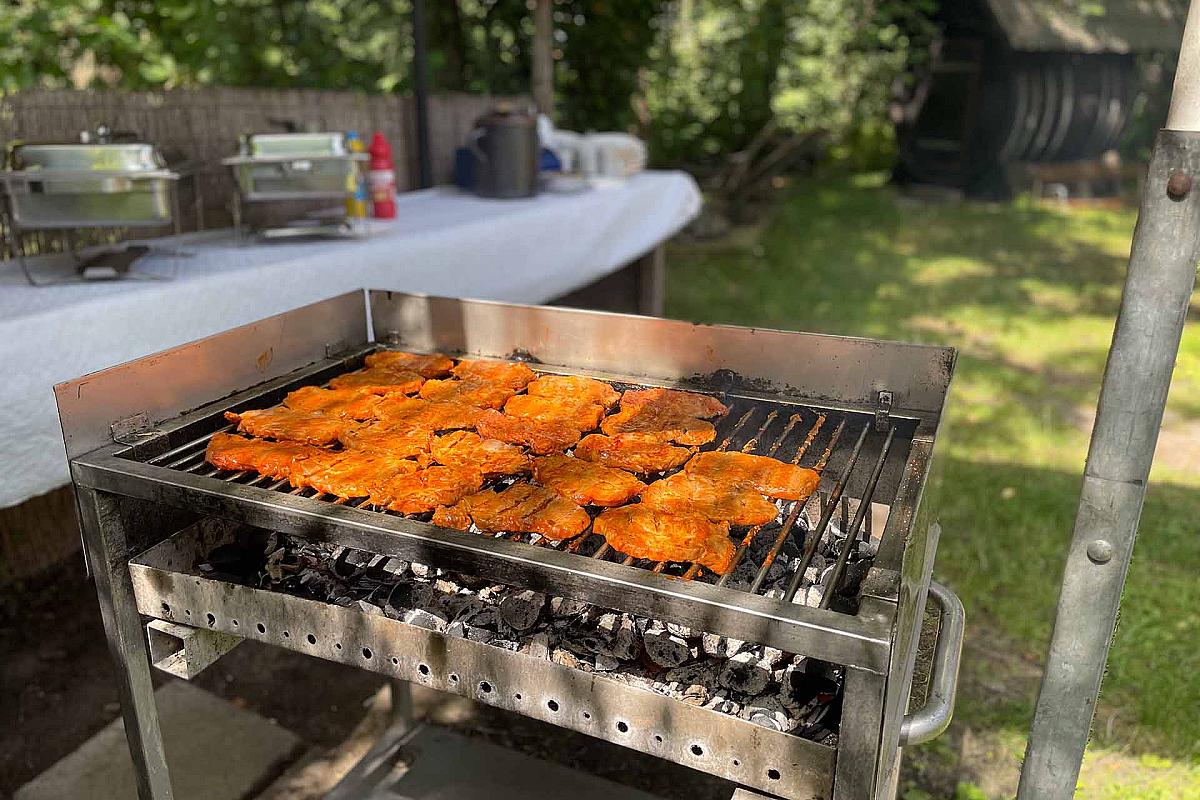 Foto: Spreewald-Info.de - Steaks auf dem Grill