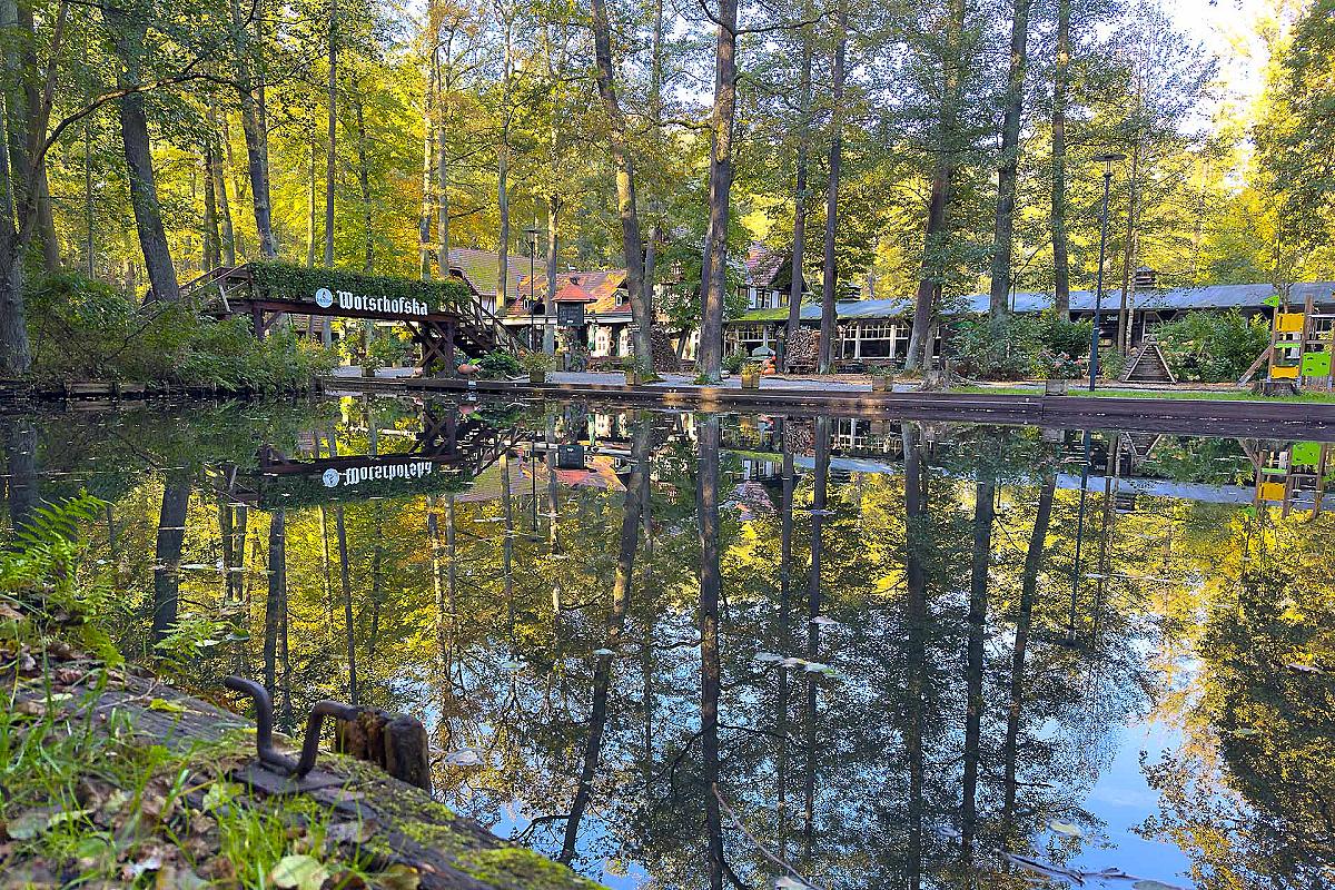 Foto: Spreewald-Info.de - Gasthaus Wotschowska von der Wasserseite
