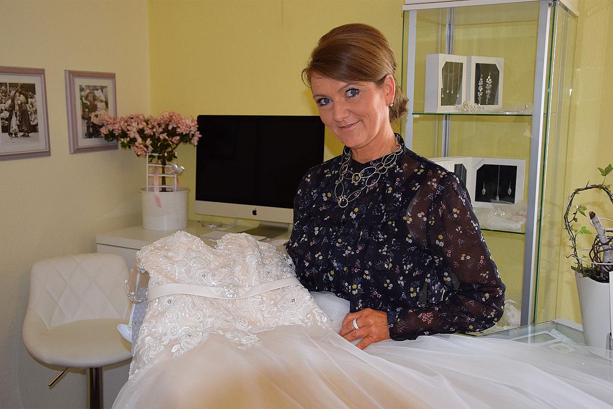 Braut- und Festmoden Sabine Adam - princess-brautmoden-inhaberin-sabine-adam