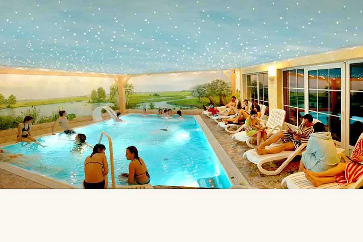 Pension & Wellness am Storchennest - Pension_und_Wellness_am_Storchennest_Schwimmbad_FHD