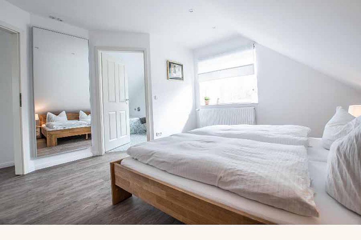 Exklusive Ferienwohnung am kleinen Leineweberfließ - Backround__30_von_39_