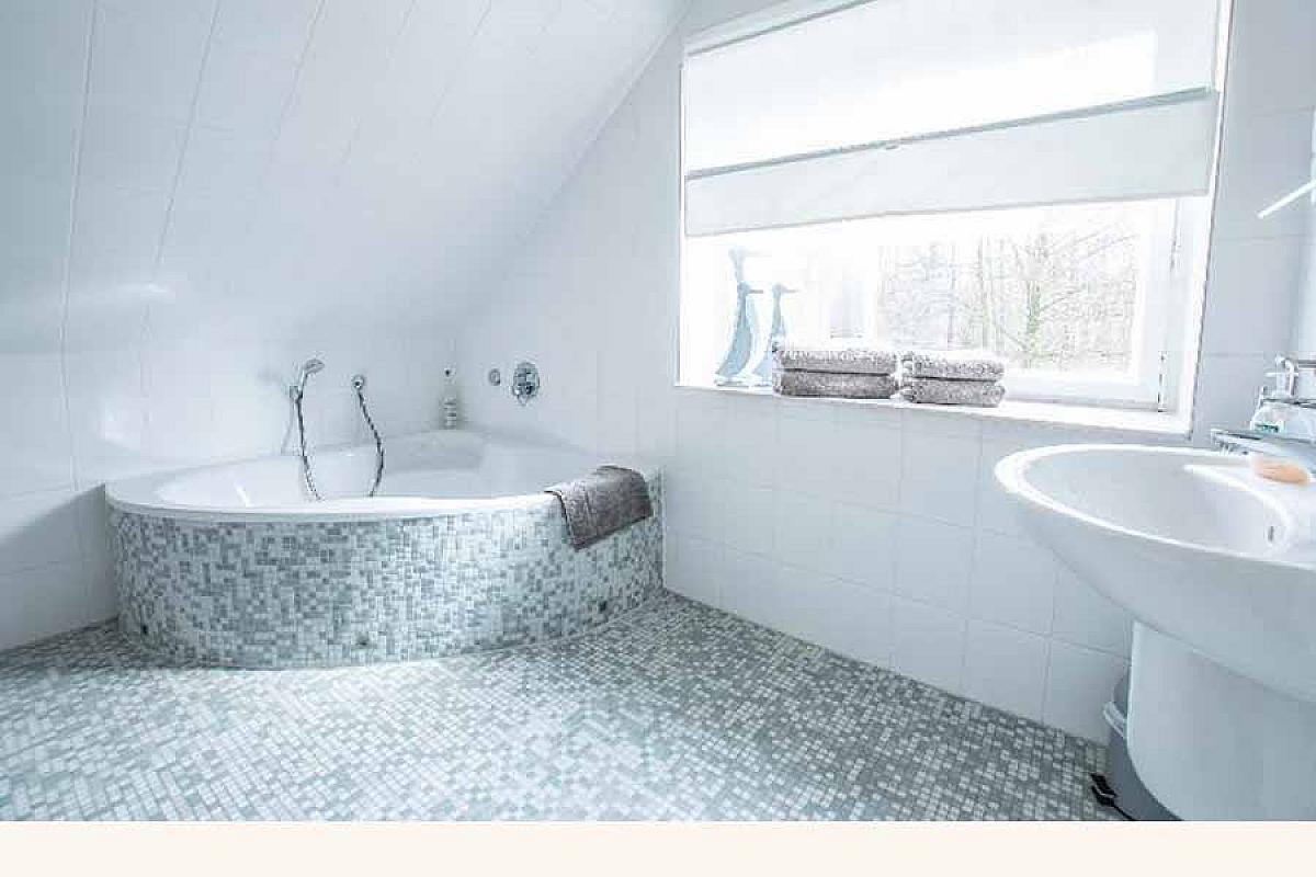 Exklusive Ferienwohnung am kleinen Leineweberfließ - Backround__33_von_39_