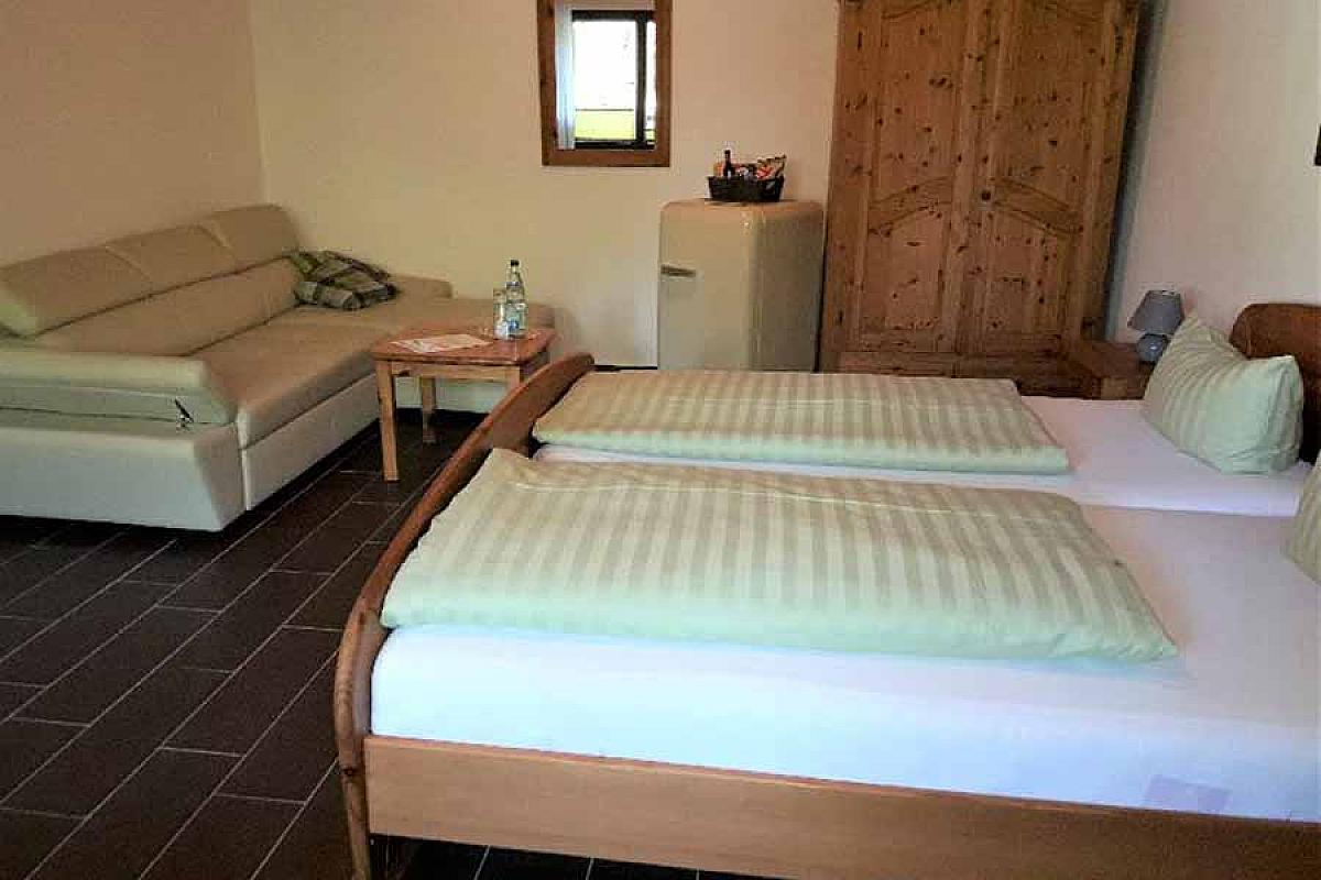 Pension Storchennest - elfter-juni-neu