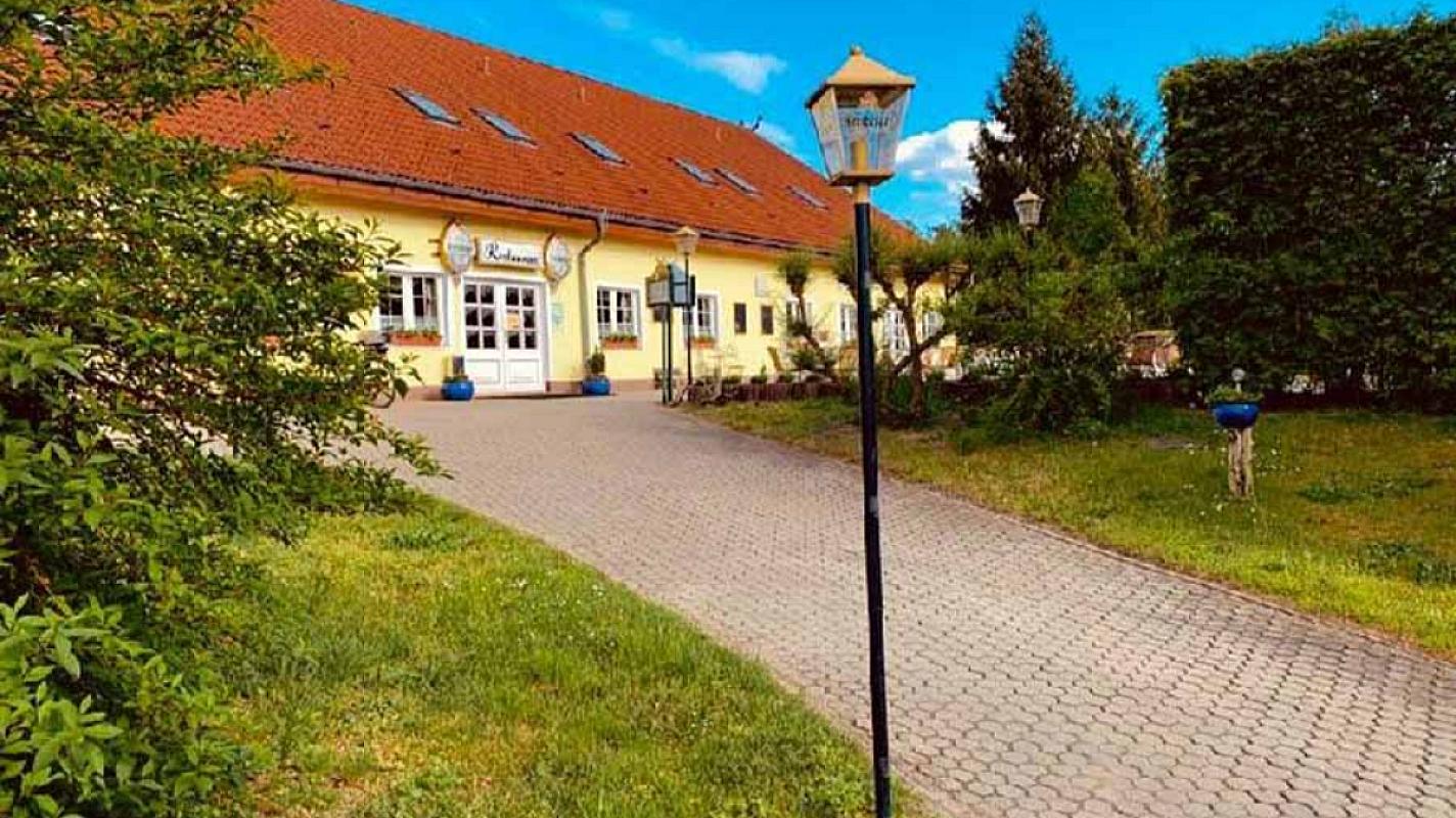 Hotel-Pension "Am Mühlberg"